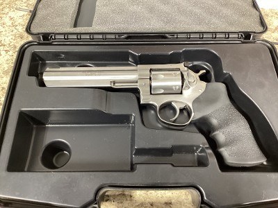 RUGER GP100 .38 SPECIAL/.357 MAGNUM