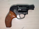 SMITH & WESSON MODEL 38-2 AIRWEIGHT .38 SPL - 2 of 2