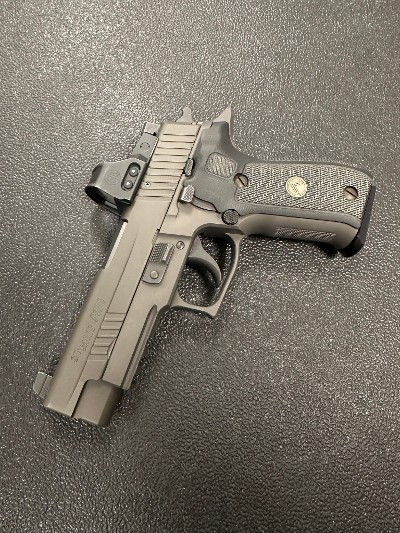 SIG SAUER P226 LEGION 9MM LUGER (9X19 PARA)