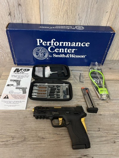 SMITH & WESSON M&P 380 SHIELD EZ .380 ACP
