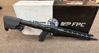 SMITH & WESSON M&P FPC .22 LR