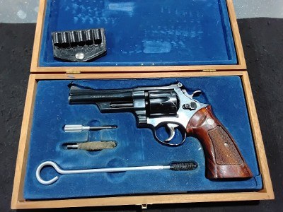 SMITH & WESSON MODEL 27 .357 MAG