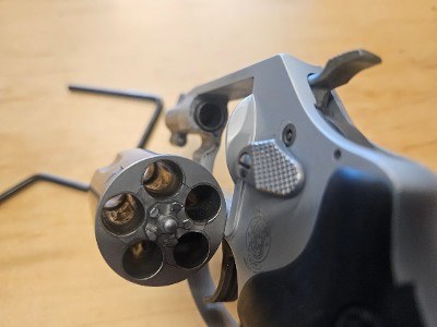 SMITH & WESSON 637-2 .38 SPL +P - Image 3 of 3