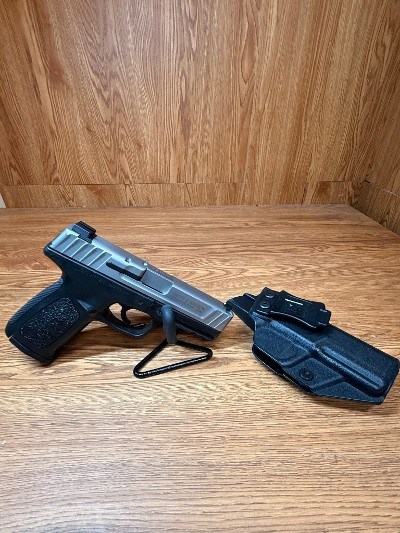 SMITH & WESSON SD9 VE 9MM LUGER (9x19 PARA)