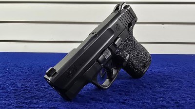 SMITH & WESSON M&P 9 SHIELD 9MM LUGER (9x19 PARA)