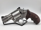 SMITH & WESSON MODEL 686-6 PERFORMANCE CENTER .357 MAG - 1 of 3