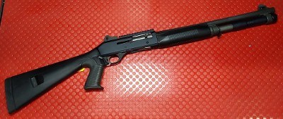 BENELLI M4 12 GA