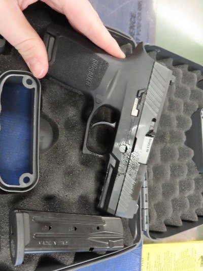 SIG SAUER P320 9MM LUGER (9x19 PARA)