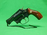 SMITH & WESSON M36-7 .38 SPL - 1 of 3