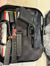 GLOCK 19 GEN 5 9MM LUGER (9x19 PARA) - 1 of 3