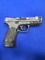 SMITH & WESSON PERFORMANCE CENTER M&P9 CARRY COMP (COMPACT) 9MM LUGER (9X19 PARA) - 1 of 3