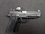 SIG SAUERP320 9MM LUGER (9x19 PARA) - 1 of 3