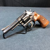 SMITH & WESSON 18-3 .22 LR - 3 of 3