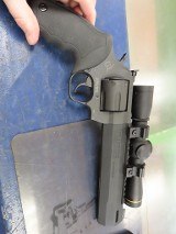 TAURUS RAGING HUNTER .44 MAGNUM - 1 of 3