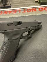 GLOCK 17 Gen 3 9MM LUGER (9x19 PARA) - 3 of 3