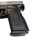 SPRINGFIELD ARMORY XD-40 .40 S&W - 3 of 3