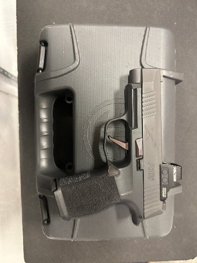 SIG SAUER P365XL 9MM LUGER (9x19 PARA)
