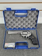 SMITH & WESSON 686-3 .357 MAG - 1 of 3