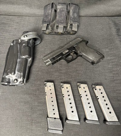 SIG SAUER P220 45 ACP (45 Auto)