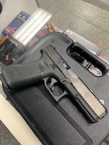 GLOCK G17 V 9MM LUGER (9x19 PARA) - 3 of 3