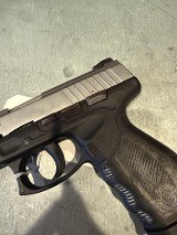 TAURUS pt 24/7 pro .40 S&W - 3 of 3