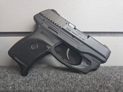 RUGER LC9 9MM LUGER (9x19 PARA)