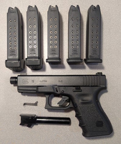 GLOCK G19 GEN 3 9MM LUGER (9X19 PARA)