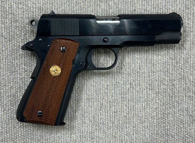 COLT 1911 COMBAT COMMANDER .45 ACP