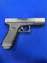 GLOCK G22 GEN 3 .40 S&W - 1 of 3
