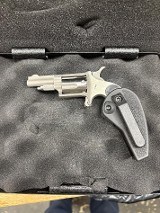 NORTH AMERICAN ARMS HOLSTER GRIP .22 LR - 2 of 3