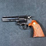 COLT DIAMONDBACK BLUE .38 SPL - 2 of 3