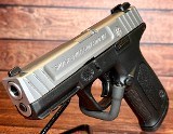 SMITH & WESSON (S&W) Two-Tone SD9 VE 9MM LUGER (9x19 PARA) - 2 of 3