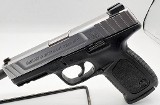 SMITH & WESSON SD9 VE 9MM LUGER (9x19 PARA) - 1 of 3