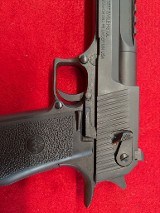 MAGNUM RESEARCH DESERT EAGLE XIX .50 AE - 3 of 3