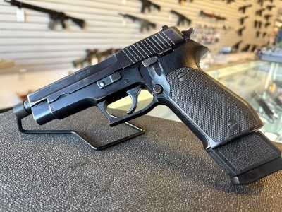 SIG SAUER P220 .45 ACP