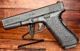 GLOCK 22, G22 Gen2.40 S&W - 1 of 3