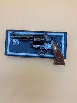 SMITH & WESSON 15-2 .38 SPL - 2 of 3