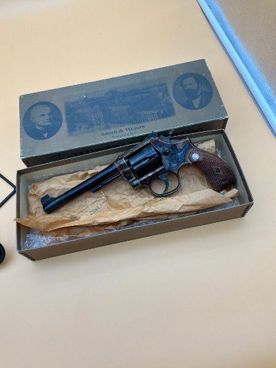 SMITH & WESSON 17-8 .22 LR