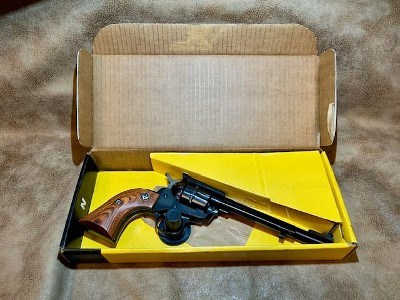 RUGER NEW MODEL SINGLE SIX .32 H&R MAG