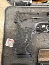 SMITH & WESSON M&P 10 10MM - 2 of 3