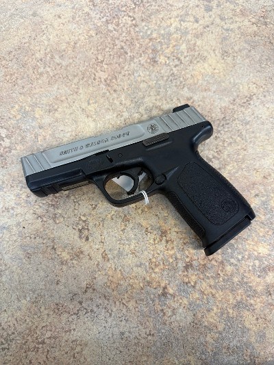 SMITH & WESSON SD9VE 9MM LUGER (9x19 PARA)