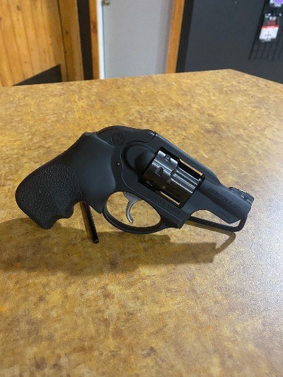 RUGER LCR .22 LR