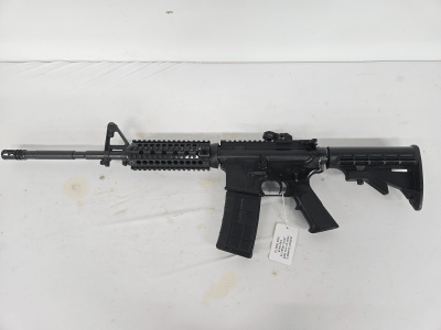 SMITH & WESSON M&P15 Quad Rail, S&W Flip-Up Sight, Magazine 5.56X45MM NATO