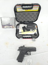GLOCK G19 Gen 4 MOS w/Vortex Venom, Hard Case, 3 Mags 9MM LUGER (9x19 PARA) - 1 of 3