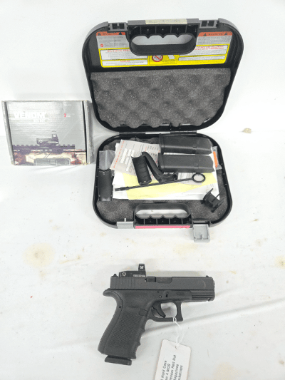 GLOCK G19 Gen 4 MOS w/Vortex Venom, Hard Case, 3 Mags 9MM LUGER (9x19 PARA)