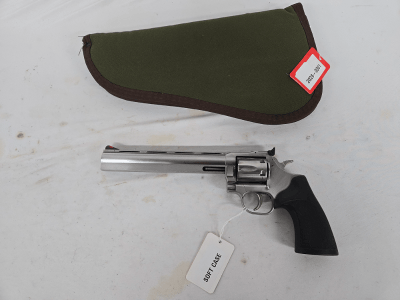 DAN WESSON FIREARMS Double Action Stainless w/Soft Case .357 Magnum