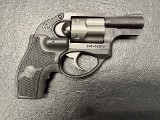 RUGER LCR .38 SPL +P - 2 of 3