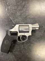 SMITH & WESSON 637-2 .38 SPL +P - 2 of 2