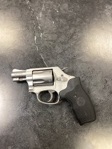 SMITH & WESSON 637-2 .38 SPL +P - 1 of 2