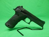 SMITH & WESSON 422 .22 LR - 2 of 3